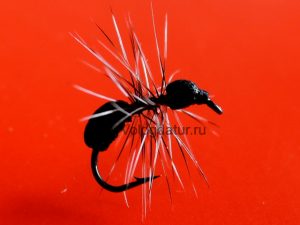 Сухая мушка Ant-Муравей Black-Grizzly на хариуса